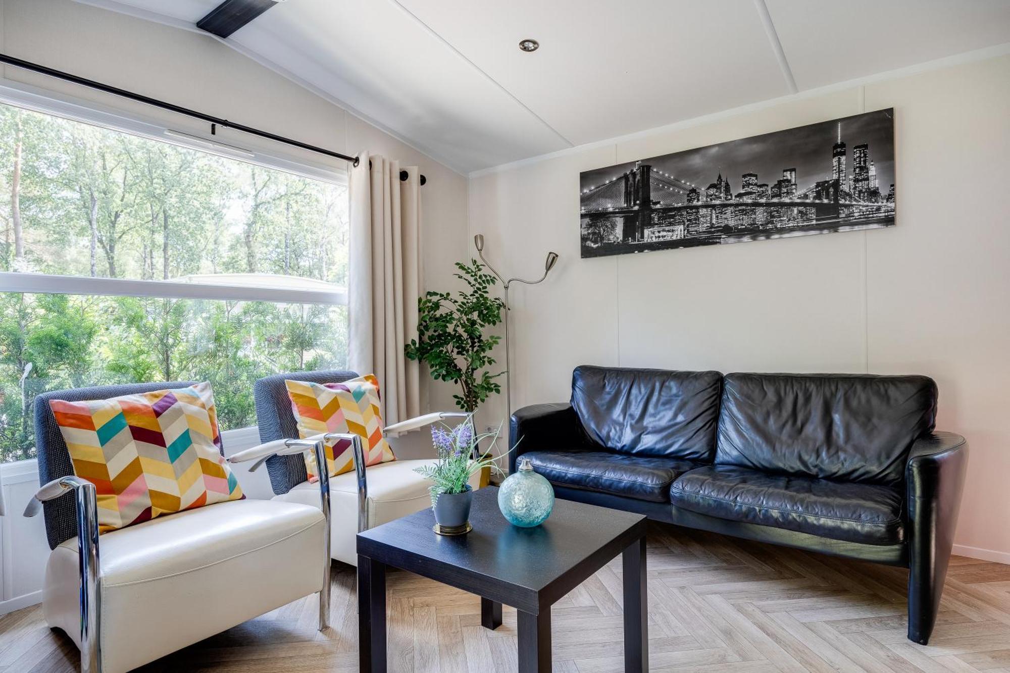 Veluwe Hoenderloo Luxury Chalet With Private Sauna And Hot Tub - Swimming Pool Tennis Court Supermarket Bowling Alley Theatre And Entertainment For Children 外观 照片